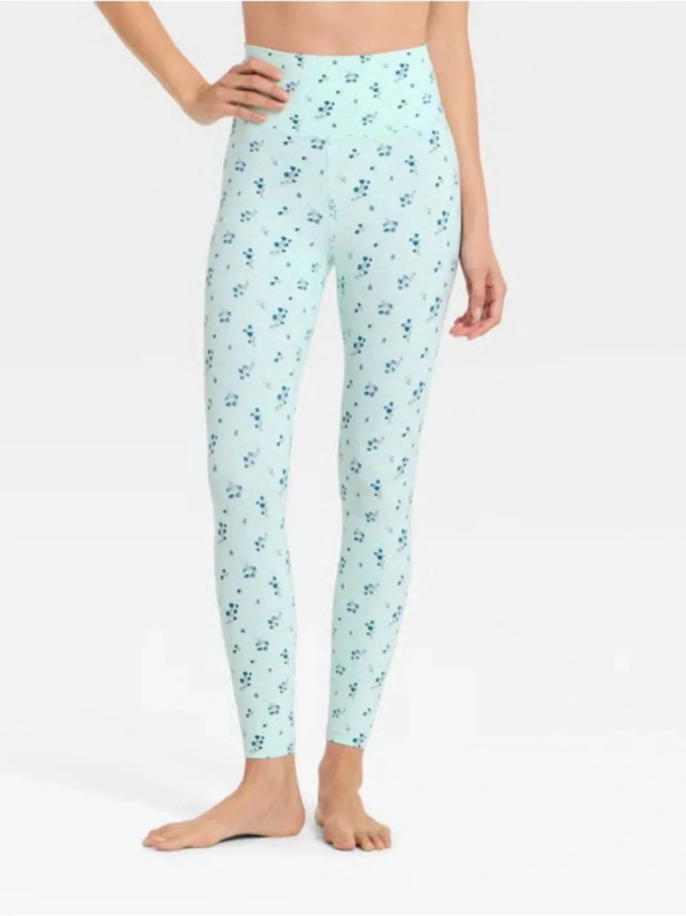 All in motion Light Aqua Floral High-Waist Leggings & Sports Bra Set